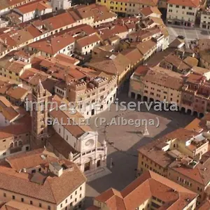  Appartamento Piazza Dante Alighieri Italia